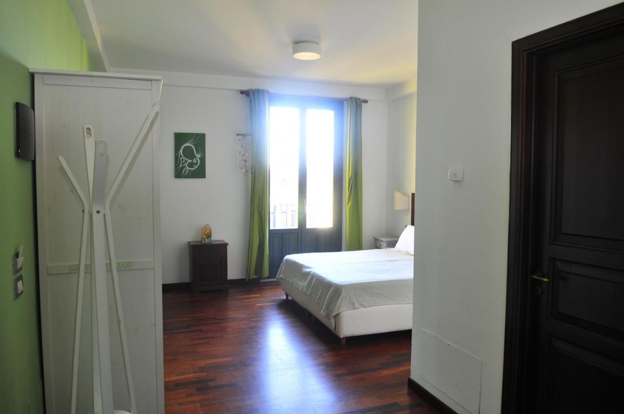 Terrazza Sul Castello Ursino By Wonderful Italy Apartment Catania Bagian luar foto